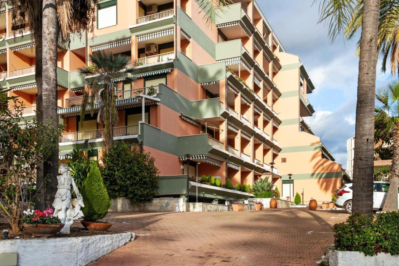 Sanremo Seaside Studio Bagian luar foto